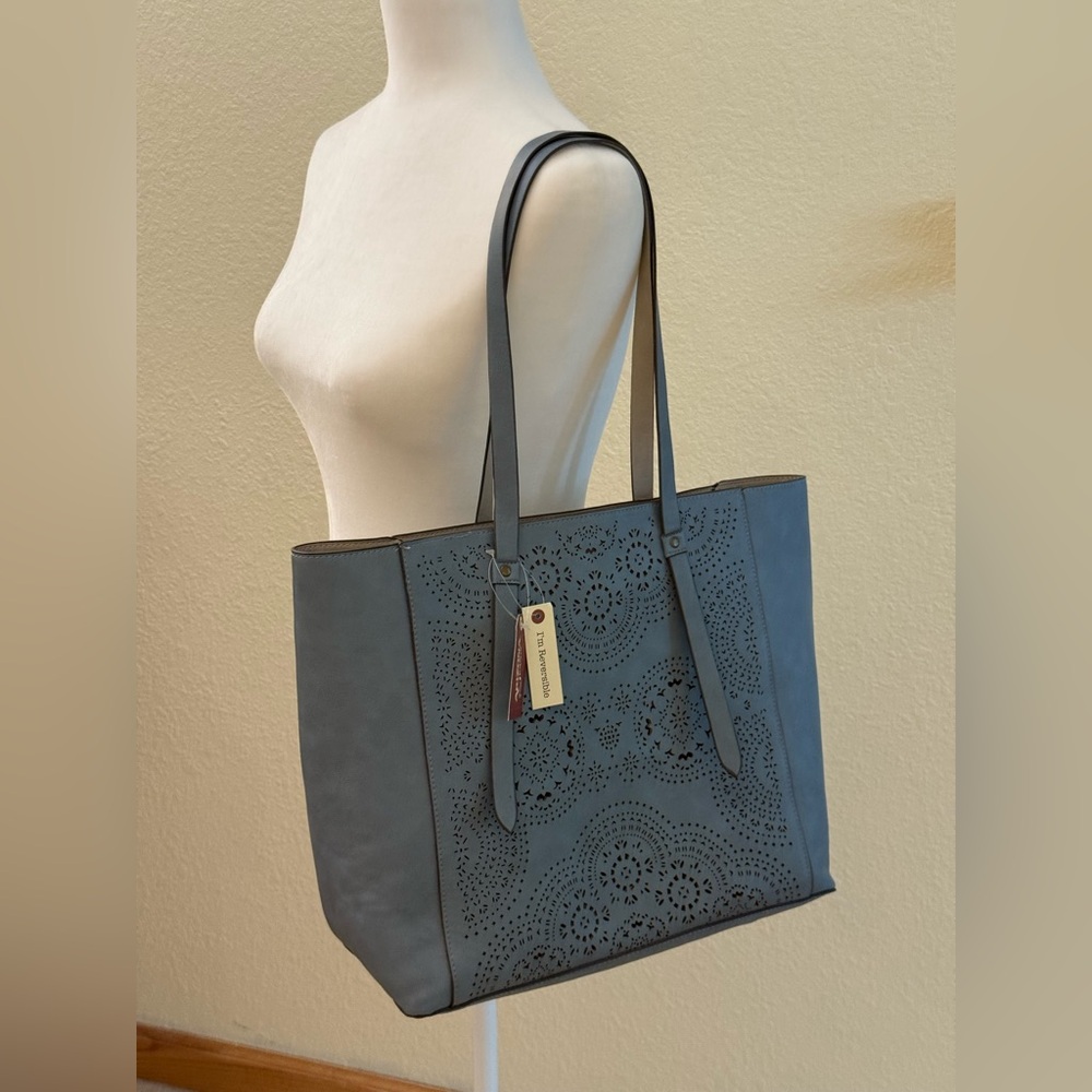 Arizona Jean Company Blue Perforated Tote Bag